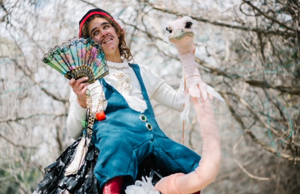 גמד על יען, תיאטרון רחוב, הצגת ילדים בירושלים תיאטרון הקרון